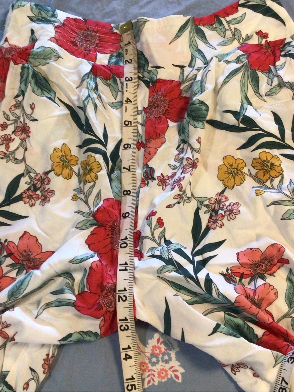 Women’s White Floral Wide-Leg Pants with Elastic Waist - Picture 8 of 8